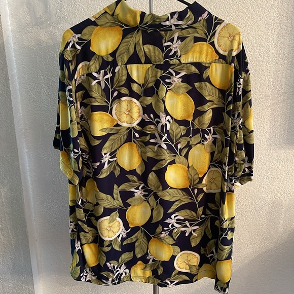 H&M button down - Picture 4 of 4